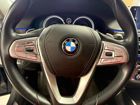 Used 2016 BMW 740i image 14