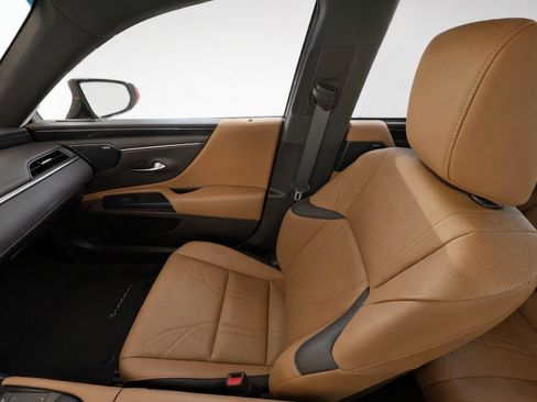 Used 2021 Lexus ES 350 Ultra Luxury w/ Accessory Package 2 FWD image 15