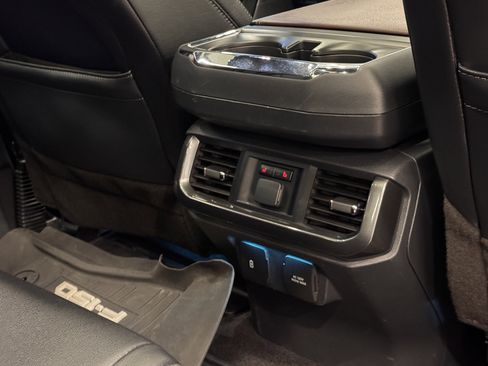 Certified 2023 Ford F150 Lariat w/ Equipment Group 502A High image 16