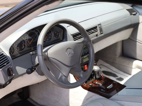 Used 2001 Mercedes-Benz SL 500 image 5
