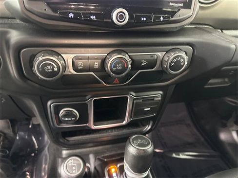 Certified 2019 Jeep Wrangler Unlimited Sport image 28