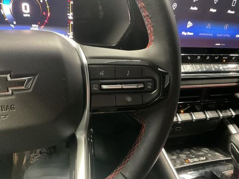 Used 2023 Chevrolet Colorado Z71 w/ Z71 Convenience Package 2 image 17