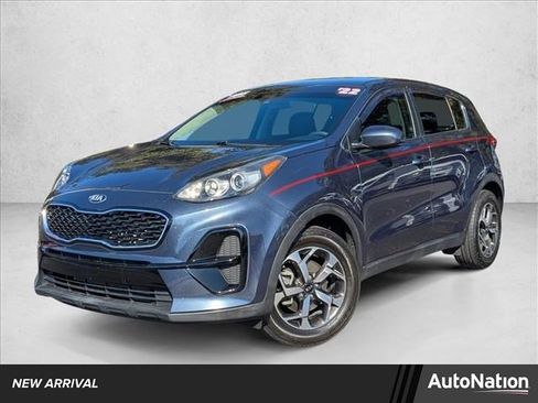 Used 2022 Kia Sportage LX image 1