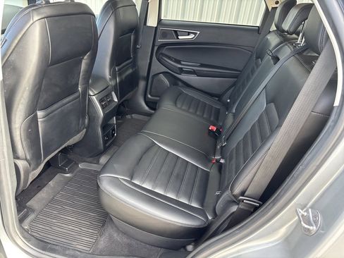 Used 2022 Ford Edge SEL w/ Convenience Package image 27