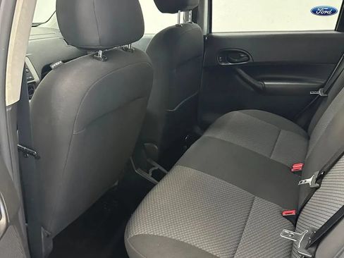 Used 2007 Ford Focus S FWD image 15