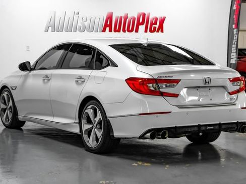 Used 2019 Honda Accord Touring image 10