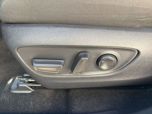 Used 2025 Toyota RAV4 XLE image 23