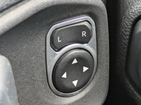 Used 2020 Jeep Gladiator Rubicon AWD/4WD image 28