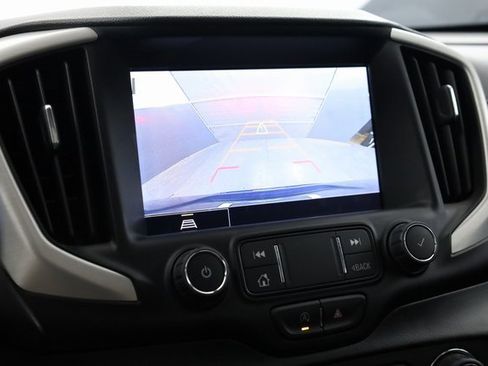 Used 2022 GMC Terrain SLT w/ Infotainment Package II image 19