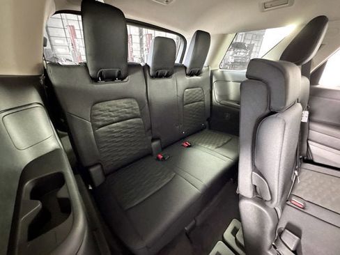 New 2026 Nissan Pathfinder SV AWD/4WD image 27