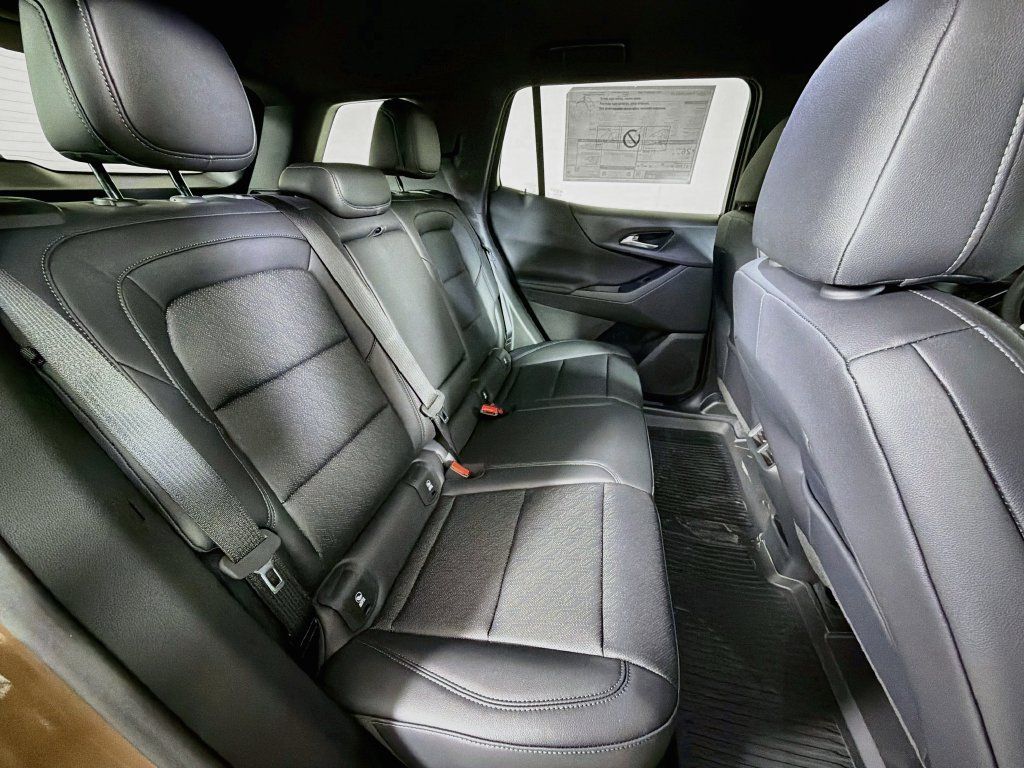 New 2027 Chevrolet Equinox LT w/ Convenience Package II AWD/4WD image 22