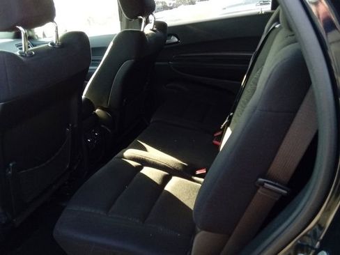 Used 2024 Dodge Durango SXT w/ SXT Blacktop Group image 9