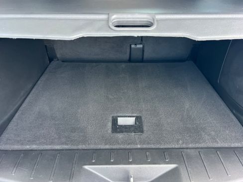 Used 2016 Chevrolet Equinox LTZ w/ Enhanced Convenience Package image 17