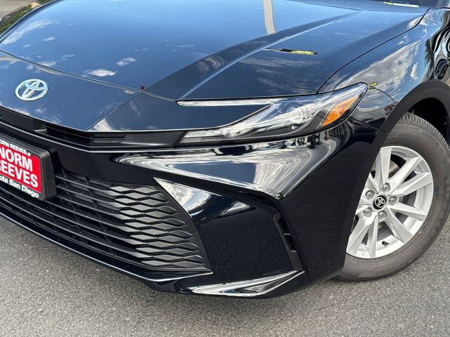 New 2026 Toyota Camry LE FWD image 3