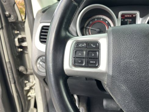 Used 2020 Dodge Journey SE w/ SE Popular Equipment Group image 15