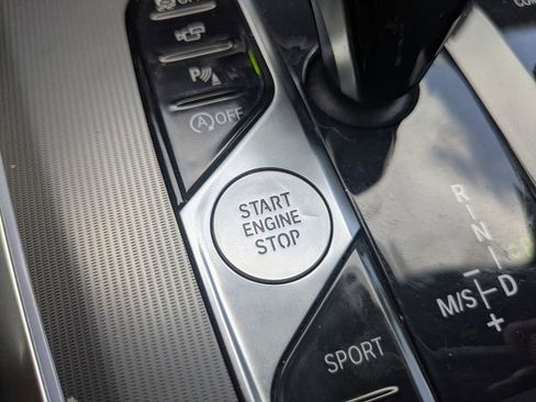 Used 2019 BMW X5 xDrive50i w/ Parking Assistance Package image 35