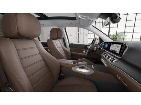 New 2026 Mercedes-Benz GLS 450 4MATIC image 4