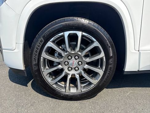 Used 2023 GMC Acadia Denali AWD/4WD image 28