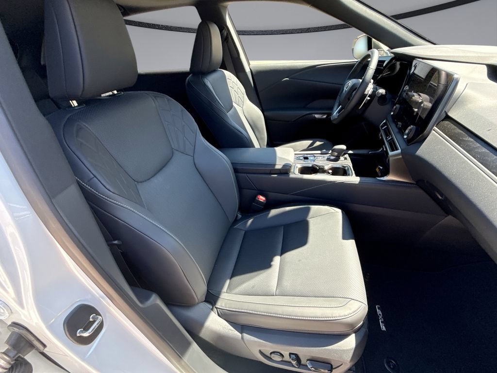 Used 2026 Lexus RX 350 Premium w/ Accessory Package (Z1) FWD image 16