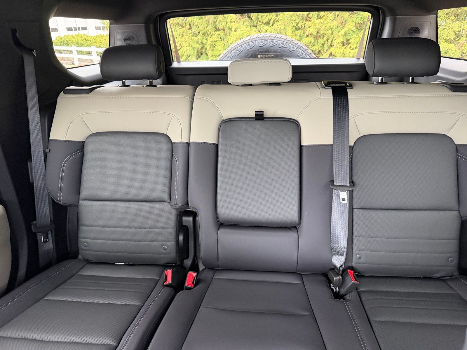 New 2026 GMC Hummer EV SUV AWD/4WD image 3