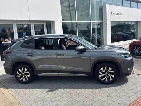 Used 2025 Volkswagen Tiguan S FWD image 6