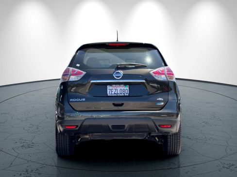 Used 2014 Nissan Rogue S AWD/4WD image 5