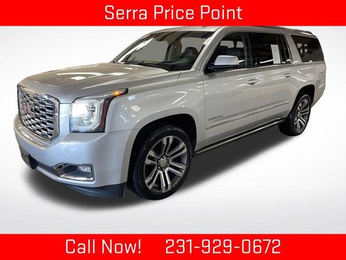 Used 2019 GMC Yukon XL Denali w/ Denali Ultimate Package AWD/4WD image 1