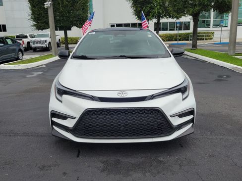 Used 2025 Toyota Corolla FX w/ Convenience Package FWD image 4