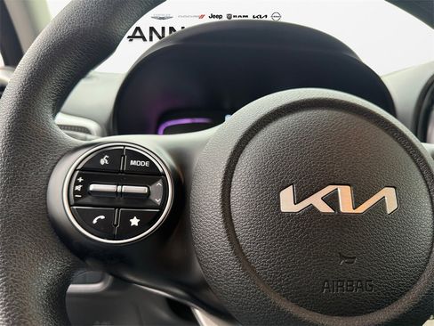 Certified 2023 Kia Soul LX image 25