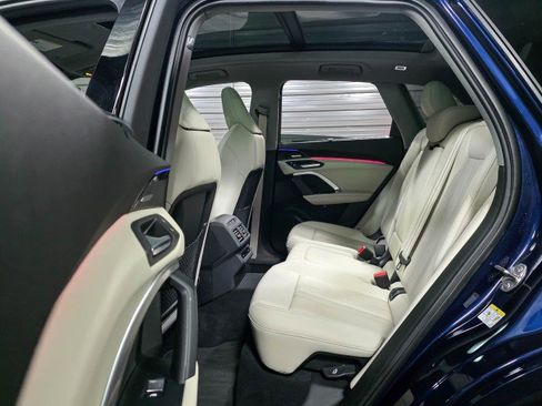 Used 2025 Audi Q5 Prestige image 17