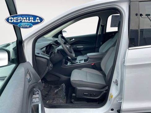 Used 2019 Ford Escape SE image 11