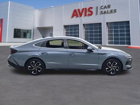 Used 2025 Hyundai Sonata SEL FWD image 5