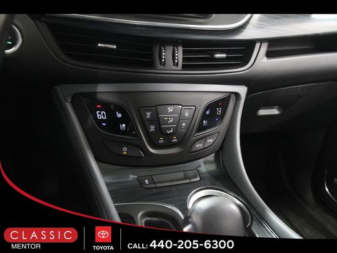 Used 2019 Buick Envision Premium w/ Driver Confidence Package image 14