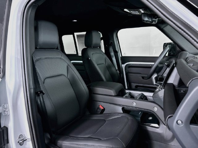 New 2026 Land Rover Defender 110 S AWD/4WD image 25