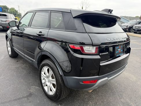 Used 2017 Land Rover Range Rover Evoque SE AWD/4WD image 5