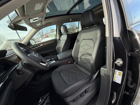 New 2026 Volkswagen Atlas SE image 21