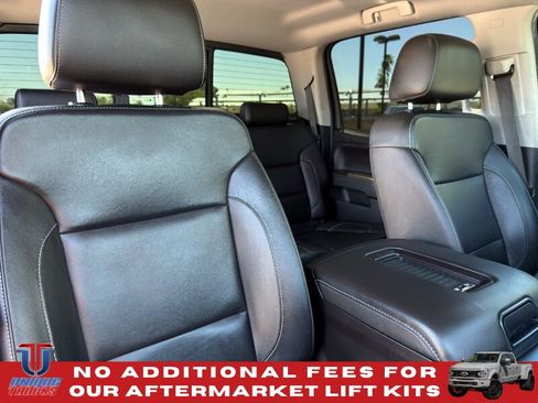 Used 2019 Chevrolet Silverado 2500 LT w/ Midnight Edition AWD/4WD image 33