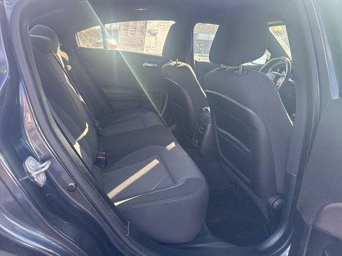 Used 2018 Dodge Charger SXT w/ Blacktop Package RWD image 18