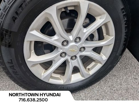 Used 2019 Chevrolet Equinox LS image 35