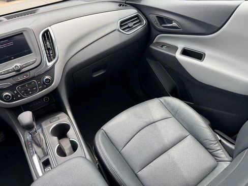 Used 2024 Chevrolet Equinox LT AWD/4WD image 15