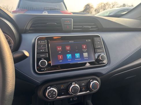 Used 2025 Nissan Versa SV image 20