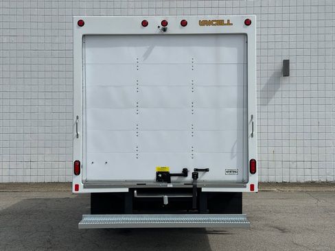 New 2027 Ford E-350 and Econoline 350 Super Duty w/ Power Equipment Group image 5