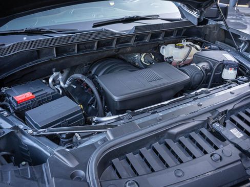 Used 2021 Chevrolet Silverado 1500 LT Trail Boss w/ Bed Protection Package image 33