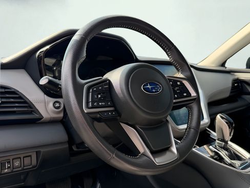 Used 2024 Subaru Outback Premium AWD/4WD image 41