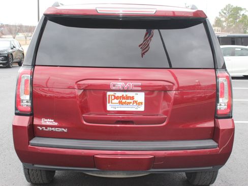 Used 2020 GMC Yukon SLE image 7
