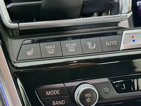 Used 2021 BMW 840i xDrive Convertible image 26