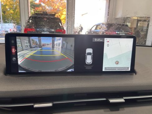 Used 2025 Genesis GV70 2.5T image 16