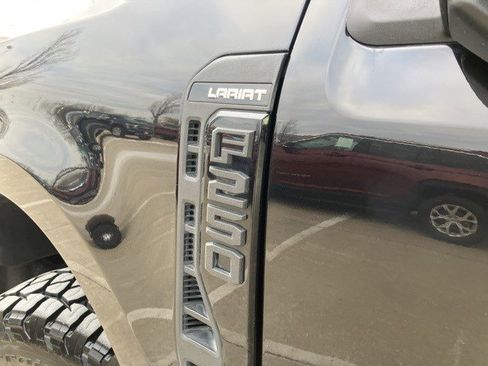 Used 2024 Ford F250 Lariat w/ Sport Appearance Package image 10