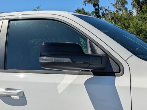 New 2026 RAM 1500 Laramie AWD/4WD image 11