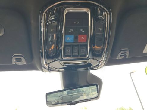 Used 2024 Jeep Grand Wagoneer L Series III AWD/4WD image 24